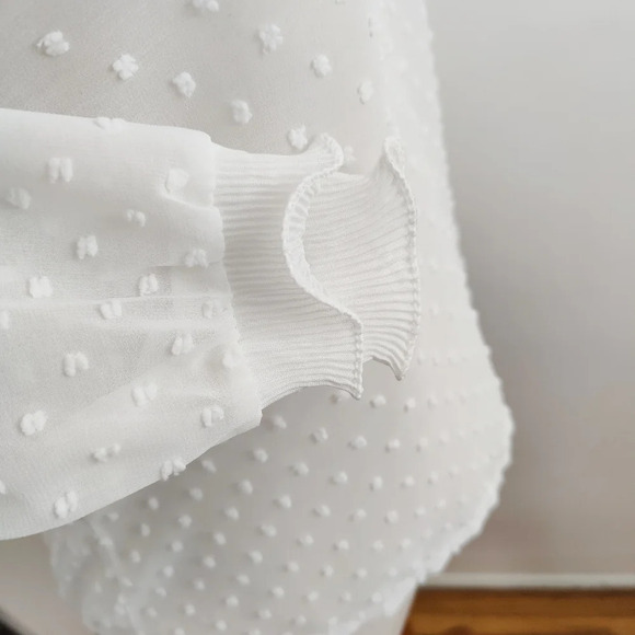 SALE! Swiss Dot Blouse / 3/4 Sleeve / White / Size Small - Picture 3 of 5